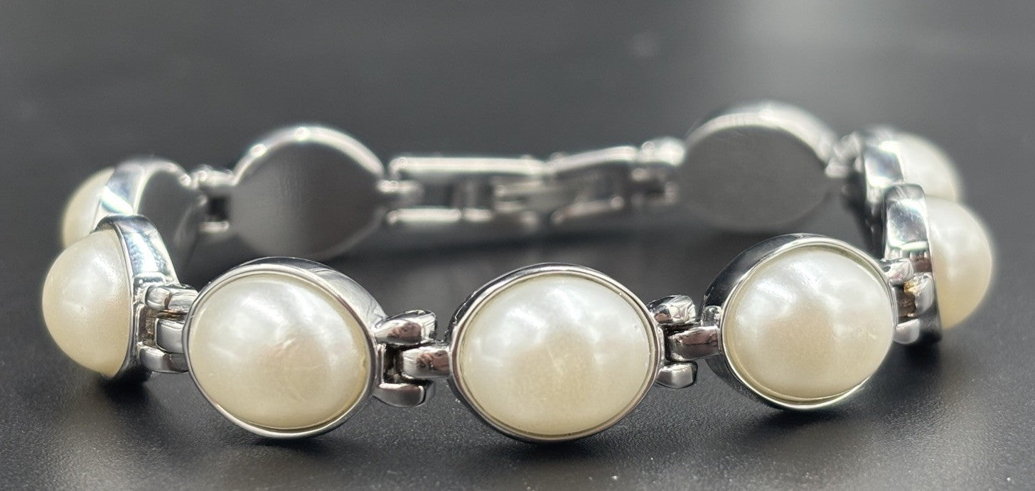 Vintage Elite Faux Pearl Silver Tone Bracelet