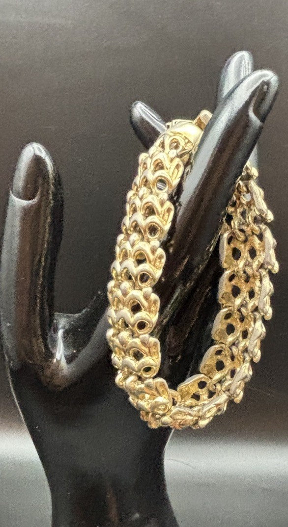 Vintage Oscar de la Renta Wide Bracelet Gold Tone Chain Link Couture 19cm