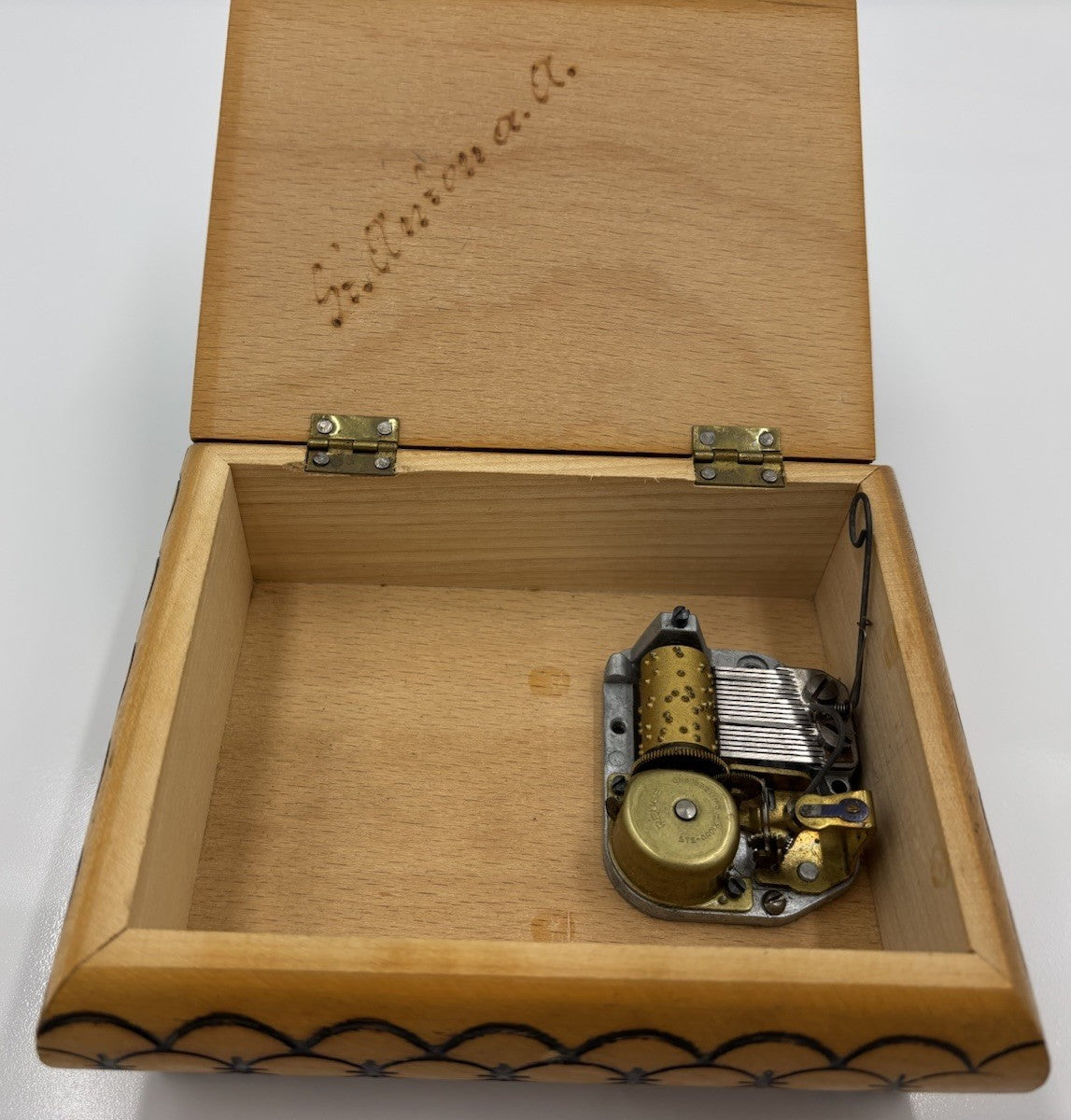 Vintage Swiss Reuge Love Story Music Jewellery Box. Signed Si.aniona.a. Wooden