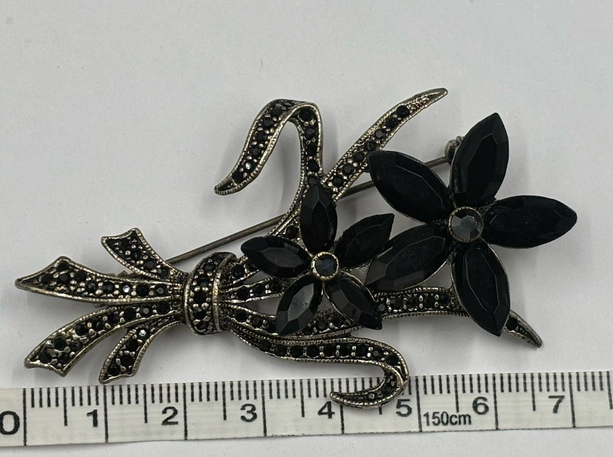 Vintage Black Flowers Brooch Silver Tone.
