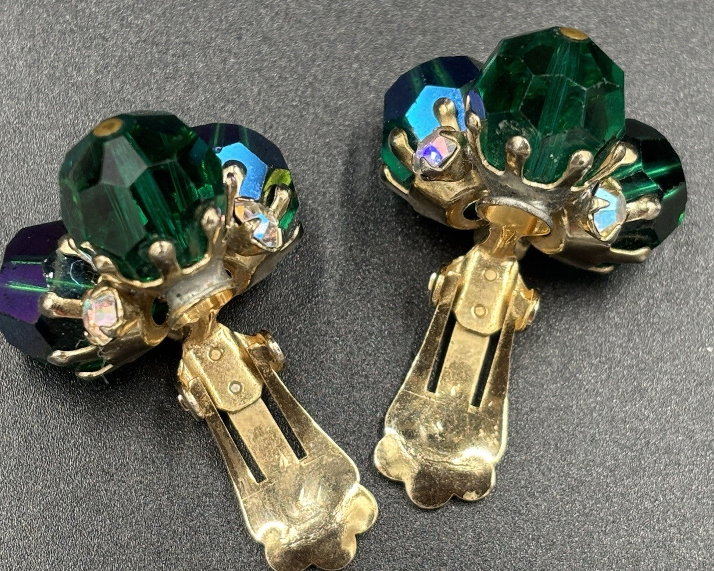 Vintage Vogue Karu Arke Emerald Green AB Crystal Cluster Clip-On Earrings Signed