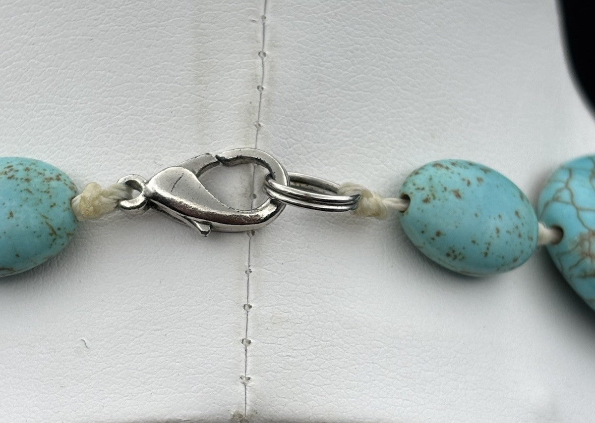 Vintage Turquoise Howlite Bead Necklace Knotted Statement Graduated 54.5cm