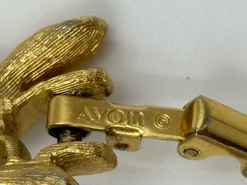 Vintage AVON Gold Tone Leaf Faux Pearl Bracelet Classic Floral Design Signed