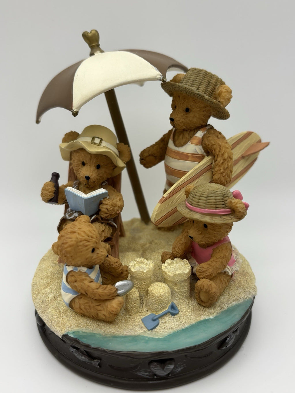 Avon Beary Bear 1998 Figurine – “Family Day at the Beach” Surf & Sandcastles
