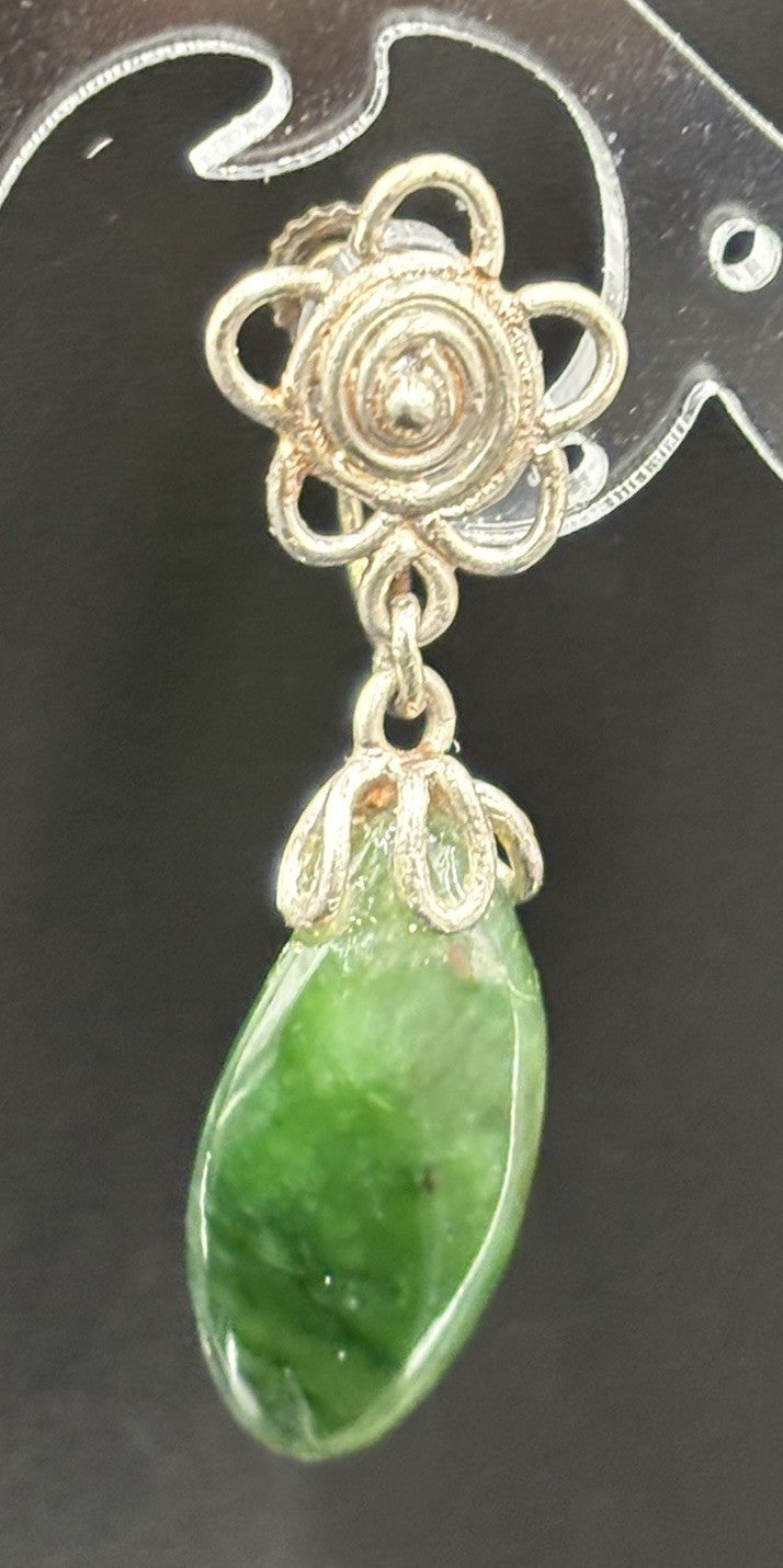 Vintage Silver Nephrite Jade Earrings Screw Back Floral Drop Jewelry 1950s