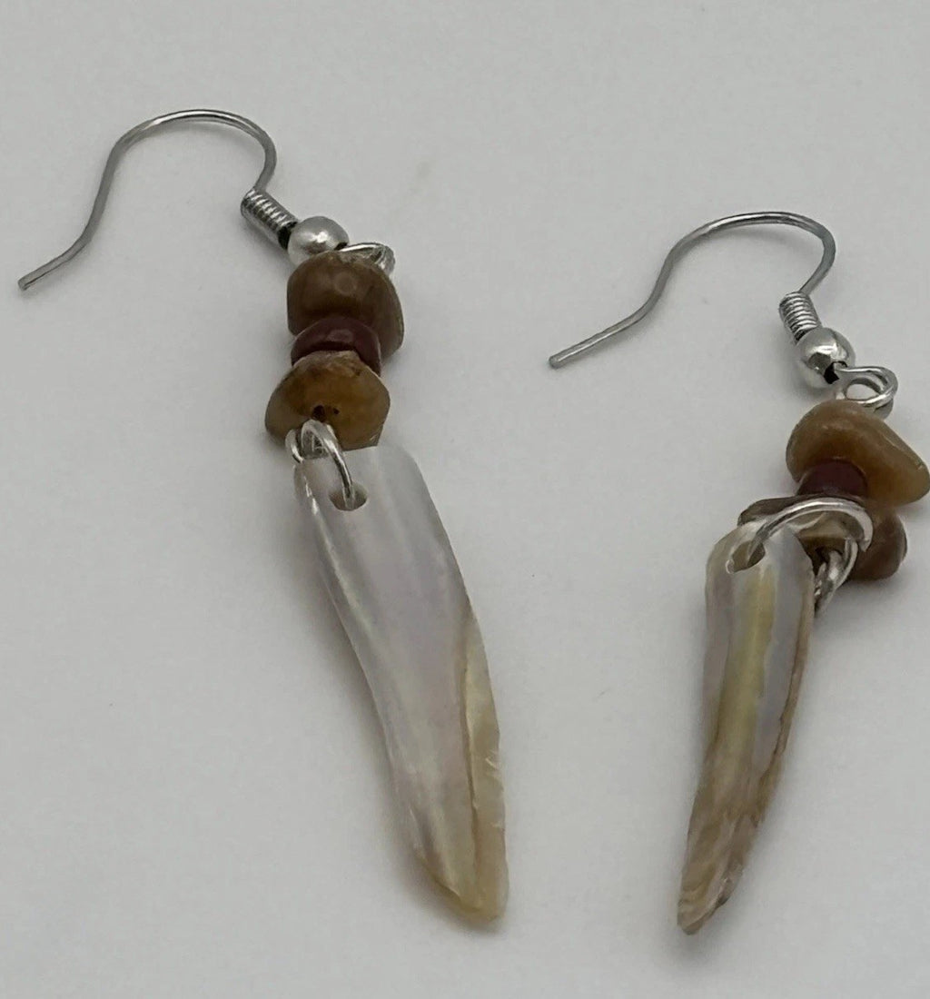 Vintage Tribal Style Necklace & Earrings Set Natural Shell & Wood Beads