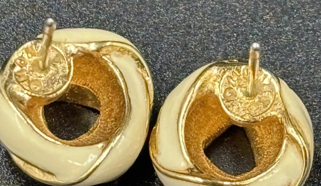 Signed Monet Cream Enamel Gold Tone Swirl Stud Earrings Vintage