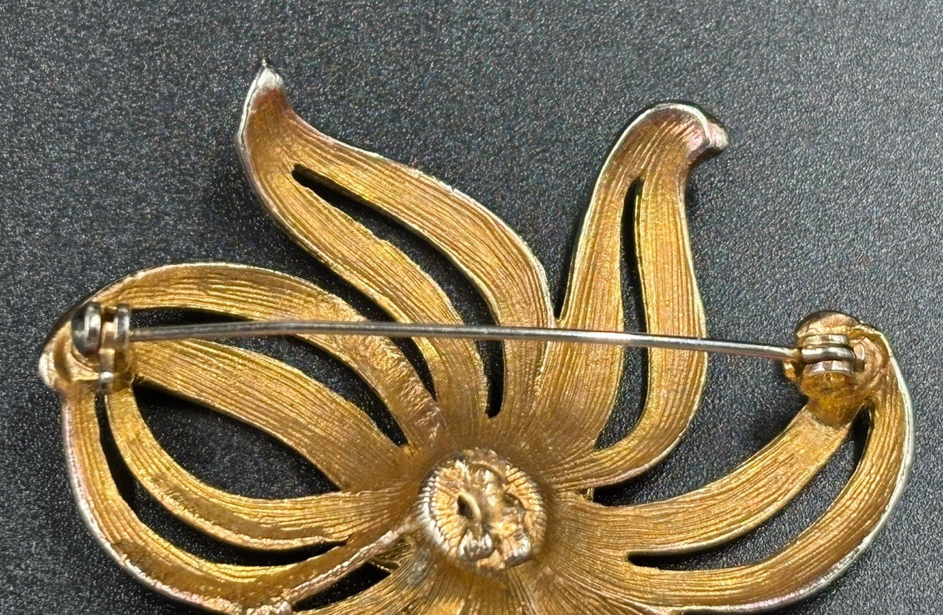 Monet Vintage Gold Silver Toned Flower Shape Pin Brooch